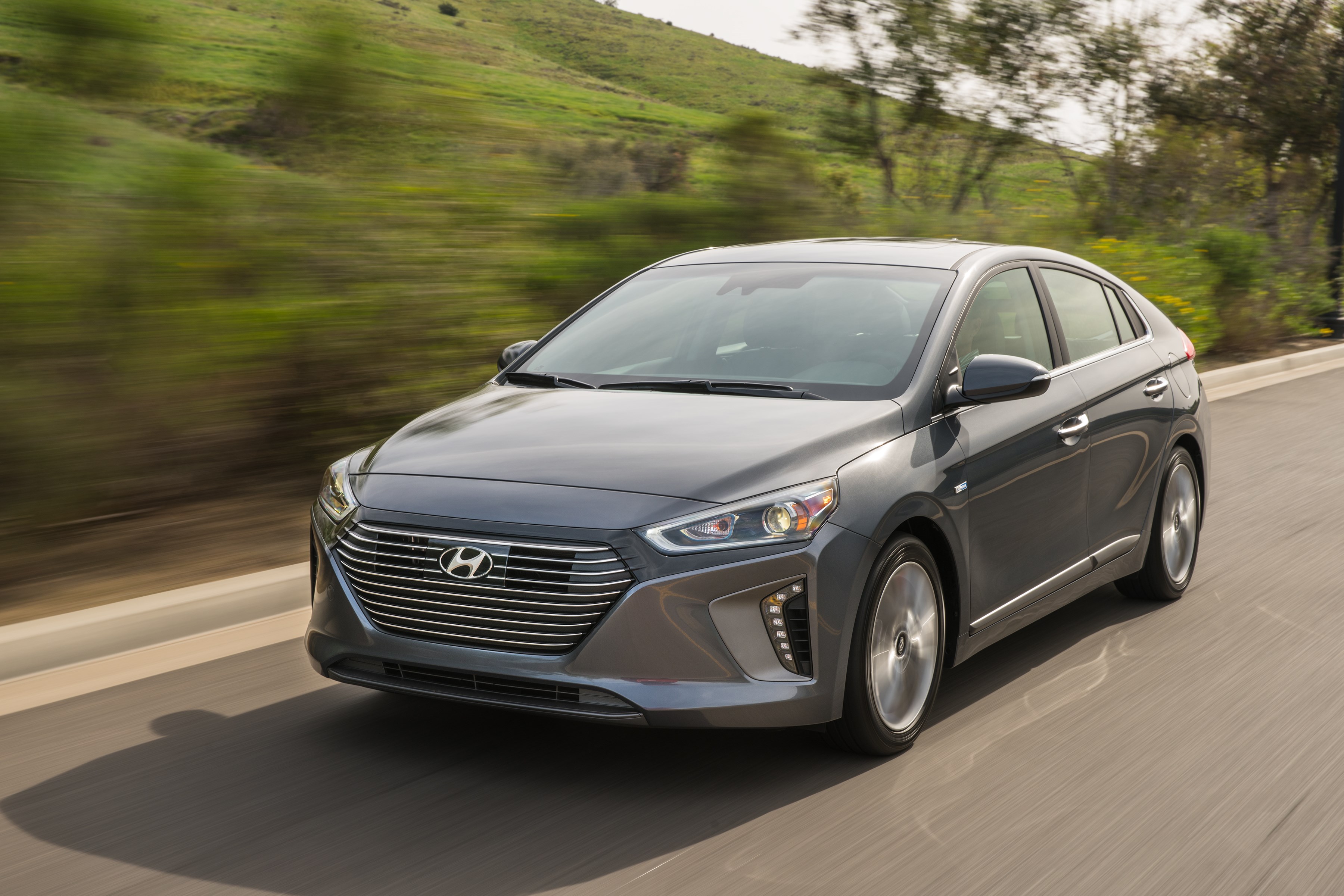 Review: 2017 Hyundai Ioniq Hybrid and EV - The Green Car Guy