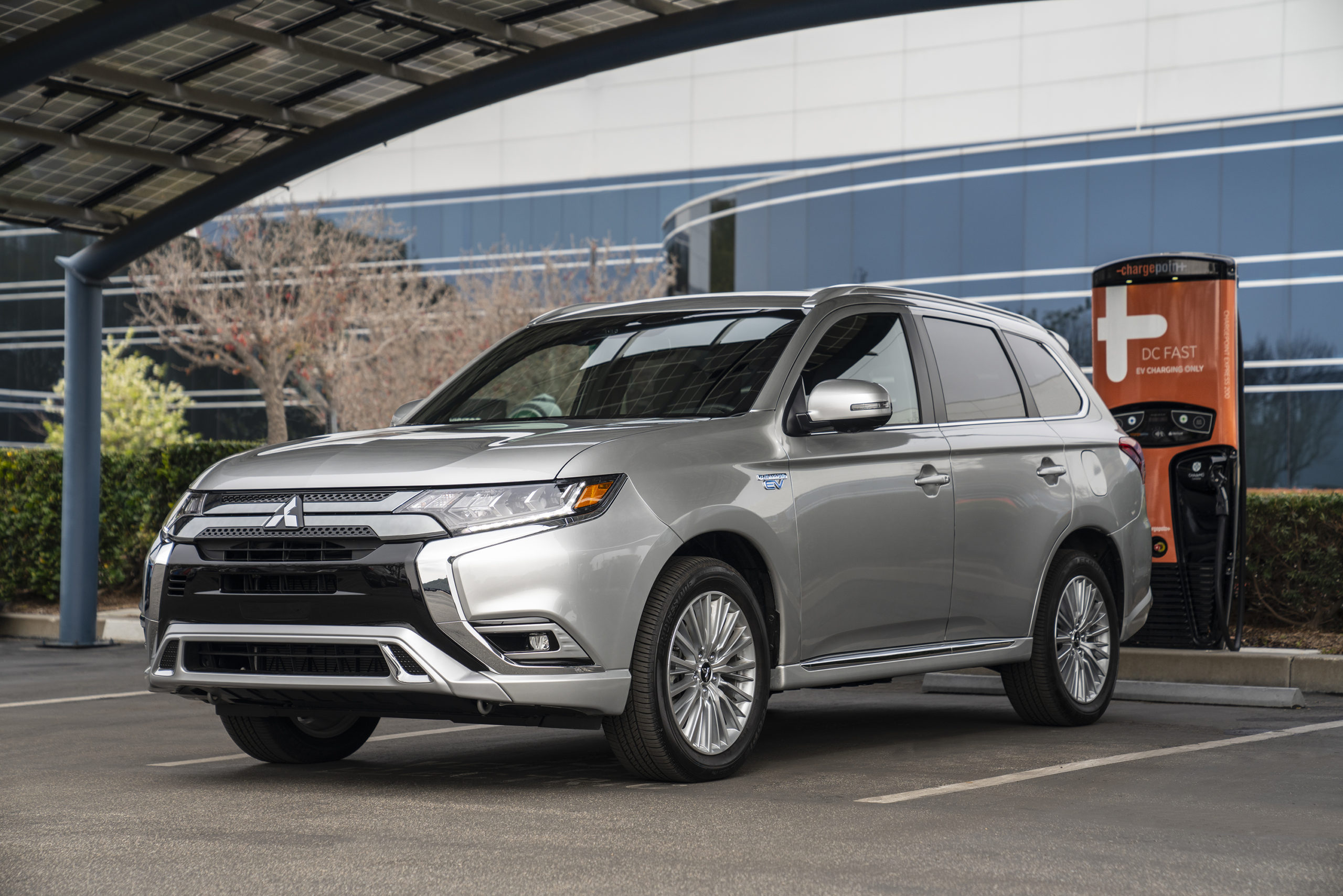 mitsubishi outlander phev gets boost for 2021 - the green