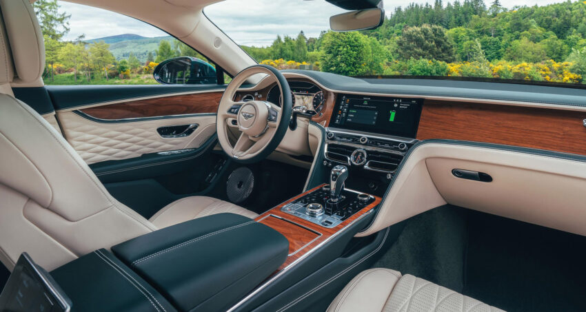 2022 Bentley Flying Spur Hybrid interior.
