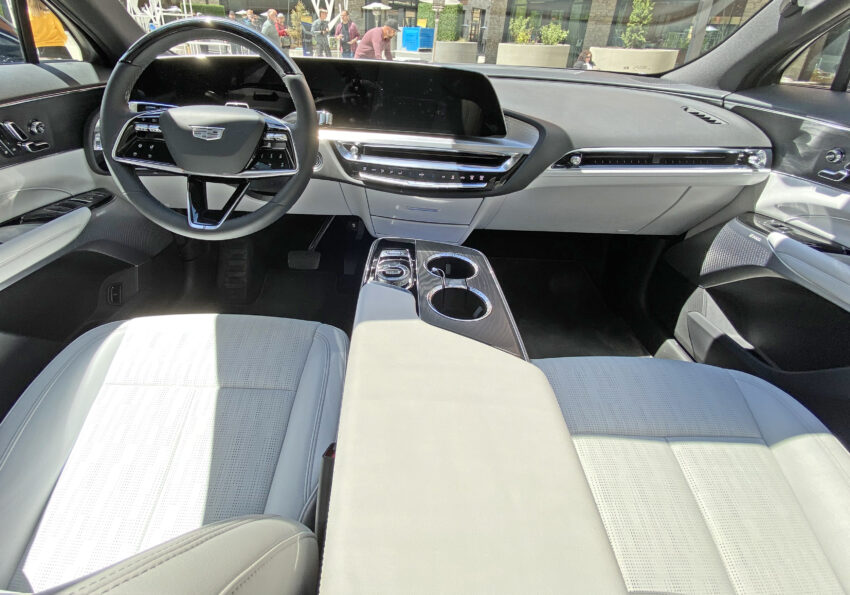 2023 Cadillac Lyriq front interior.