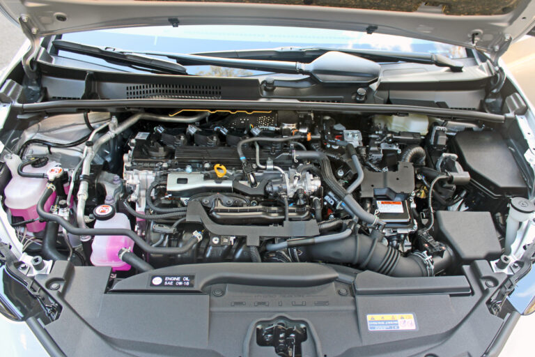 2023_Toyota_Prius_underhood - The Green Car Guy