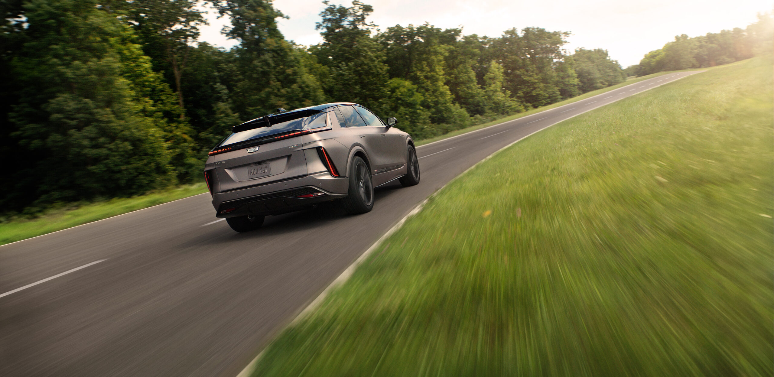 Cadillac Lyriq-V rear view