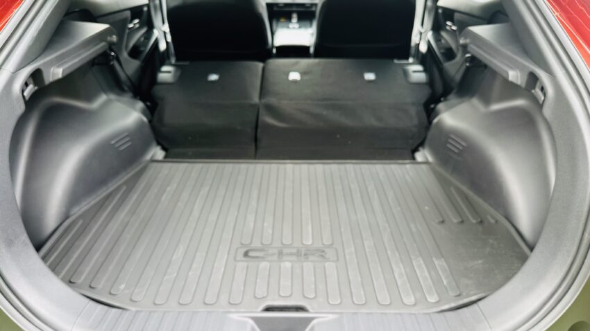 2026 Toyotas C-HR cargo seats up
