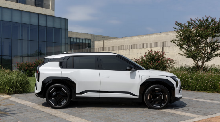 EV3, Korean version, right profile